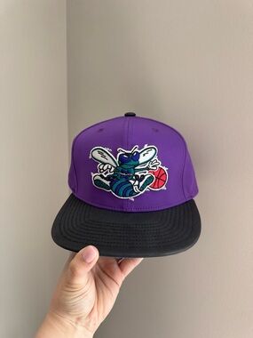 Mitchell & Ness Purple and Black Hornets Basketball Snapback